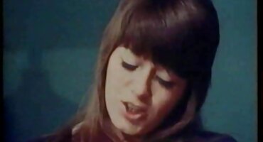 En el sofá lesbianas frágiles zona íntima de yesca hardcore porno lesbico tijeras