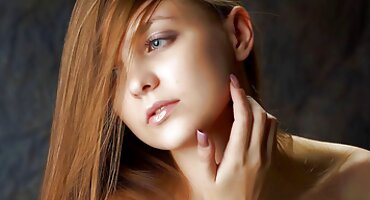 Masajista rusa peliculas porno en castellano obligada a sustituir el culo debajo de la polla del cliente