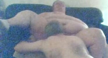 Latina cachonda Katie Cummings emocionada por la videos xxno crema en el cuerpo