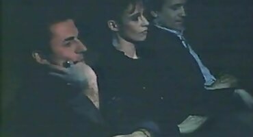 En la celebración del año nuevo, el tipo sexmex gratis comenzó un gangbang con morenas