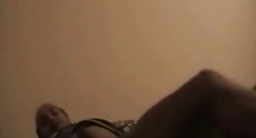 Morena madura está interesada en el sexo pelis porno maduras interracial con un hombre negro