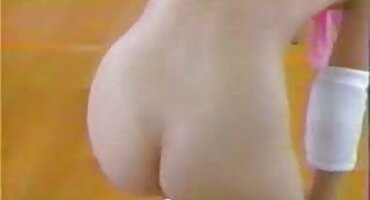 La pose frente a la cámara del hombre terminó petardas sexo gratis con una follada obscena