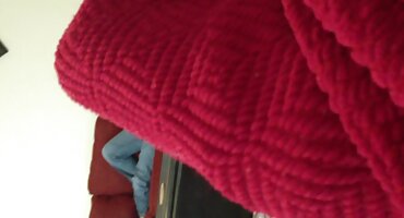 Señora señora en webcam porno gratis medias saltó sobre una erección robusta