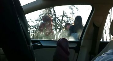 Morena envejecida con el coño cubierto de maleza seduce a su amante para videos porno duro el sexo Anal