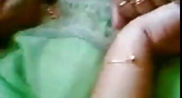 La perra de piel oscura estaba encantada con la apariencia del videos caseros para adultos ladrón y se entregó a él