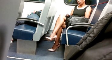 En la quiero ver videos pornográficos ducha, el viejo estrado Summ Summers se rindió al abuelo barrigón