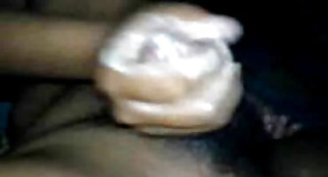 Chica asiática con el mejor porno gay los ojos vendados acepta tener sexo misterioso