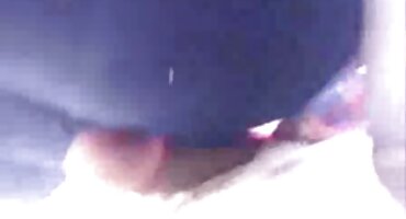 Dormitorio joven lesbiana videos pornos culonas teniendo trío caliente