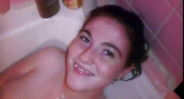 Chica en lencería hace una increíble chupando una gran polla videos gratis de sexo