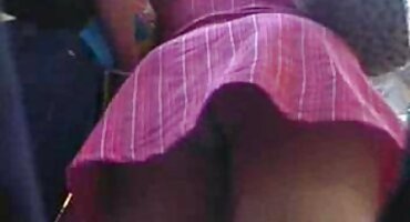 Pechugona españolas follando en medias complacida amiga en el trabajo