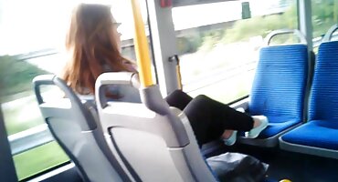 Interrumpió la masturbación de una mujer negra para follar con semen en tetonas gratis la cara