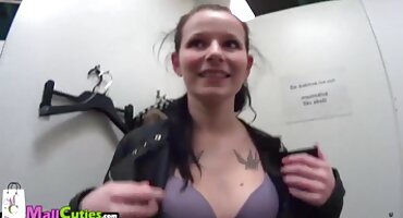 BuomOm Latina Latina se corre violentamente por Doble buen porno penetración